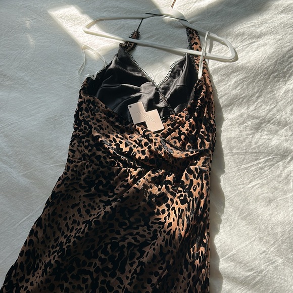 NWT Foxiedox Effie Midi Dress by Nasty Gal - Picture 11 of 12